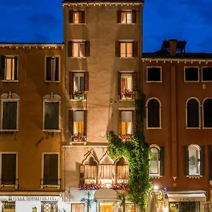 Hotel Santo Stefano, Veneza