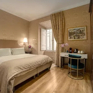 Bq House Trevi Luxury 3*, Roma Itália
